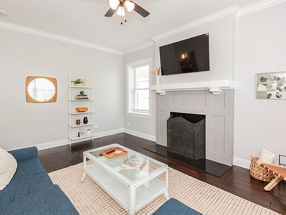 3rd image of 2015 McNair Ave #2F