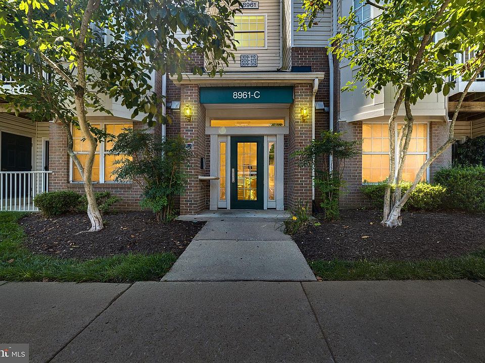 1st image of 8961 Town Center Cir #1311