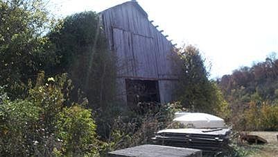4th image of 2889 Sugar Creek Pike