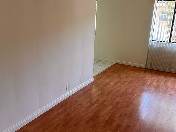 4th image of 5935 Buffalo Ave