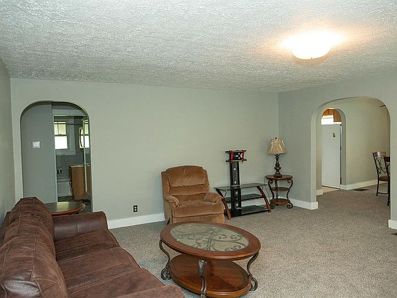 5th image of 115 Old Soldiers Ln