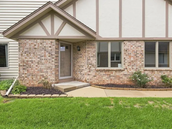 N34W23895 Grace AVENUE #A, Pewaukee, WI 53072