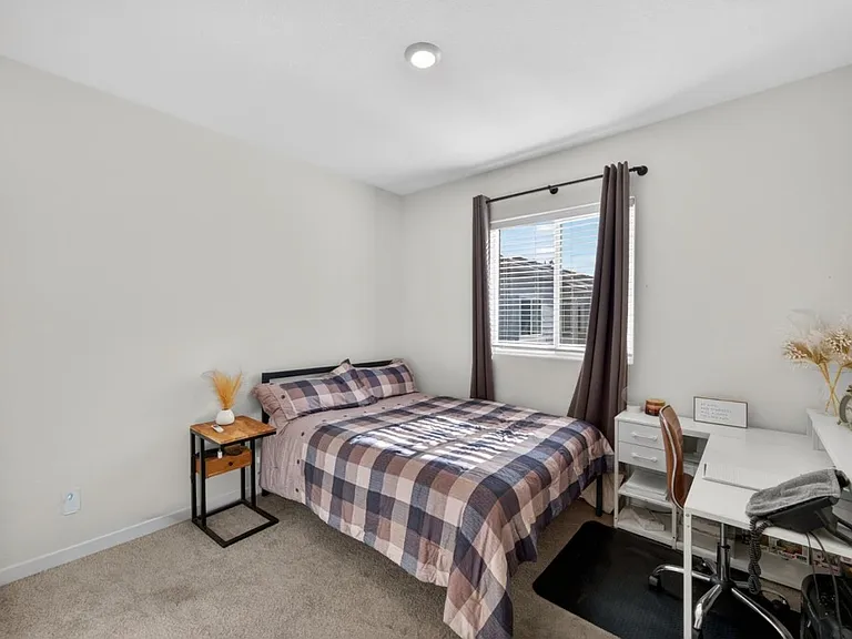 57 Hallowell Ct — Photo 3