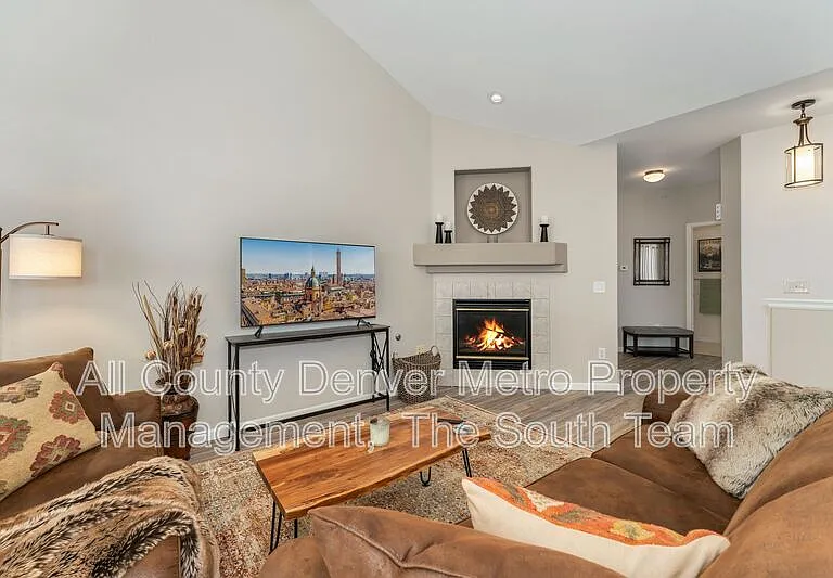 8309 S Independence Cir #208 — Photo 1