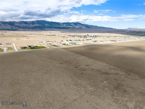 4th image of TRACT 3 Desert Dr