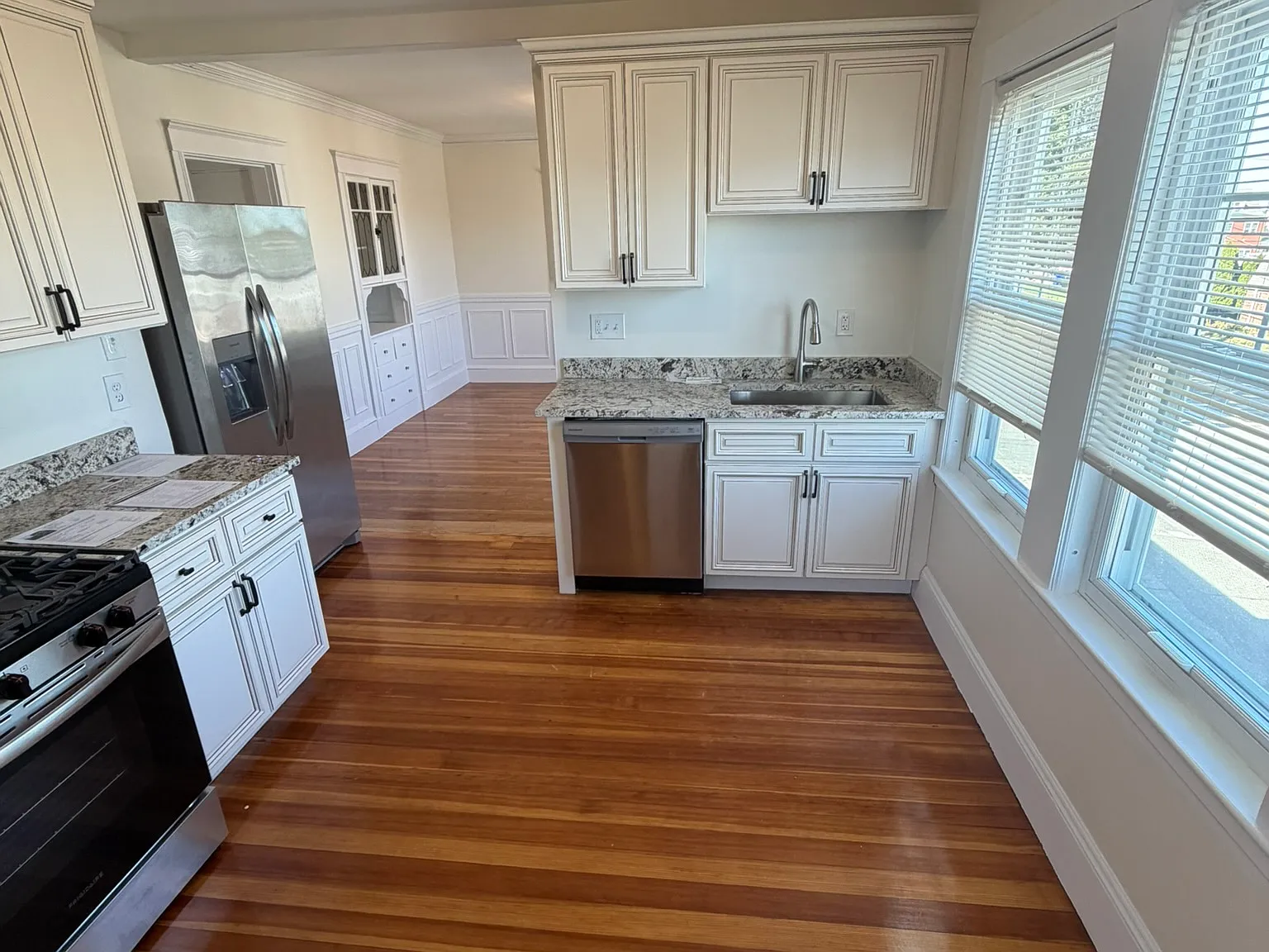 32 Boutwell St — Photo 1