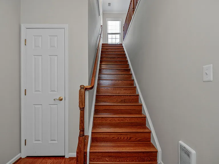 4619 Hummingbird Ln — Photo 4