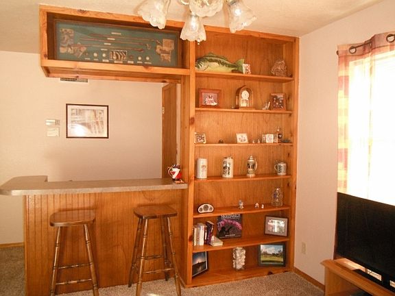 WET BAR