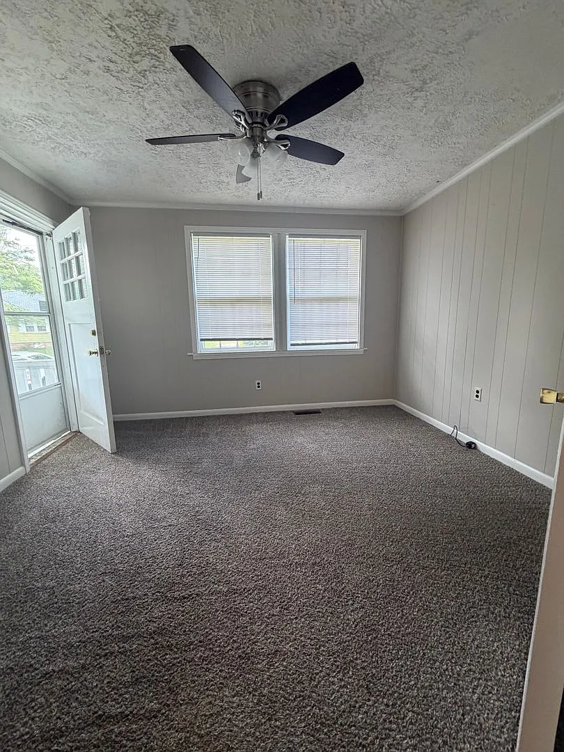 Bemis Welcomes You! Section 8 Approved — Photo 3