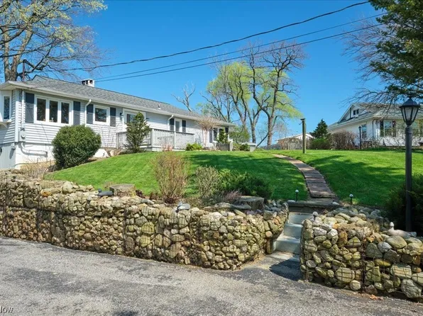 37891 Lake Shore Blvd, Eastlake, OH 44095