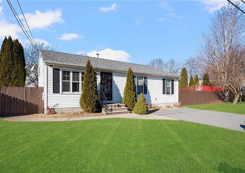 1st image of 43 Lawnacre Dr