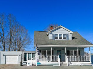 49 Washington St, Rochester, NH 03867