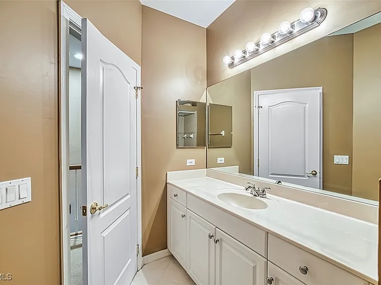 3211 Cottonwood Bnd #705 — Photo 26