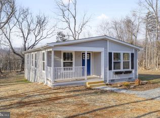 328 East St, Gordonsville, VA 22942