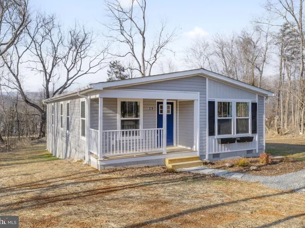 328 East St, Gordonsville, VA 22942