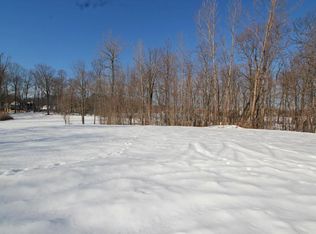 934 Friar Tuck Ln, Webster, NY 14580