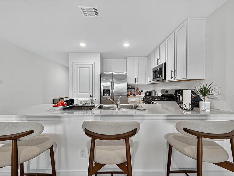 27615 Seascape Village Dr — Photo 16