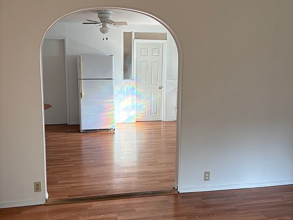 2nd image of 460 Rock St APT 1