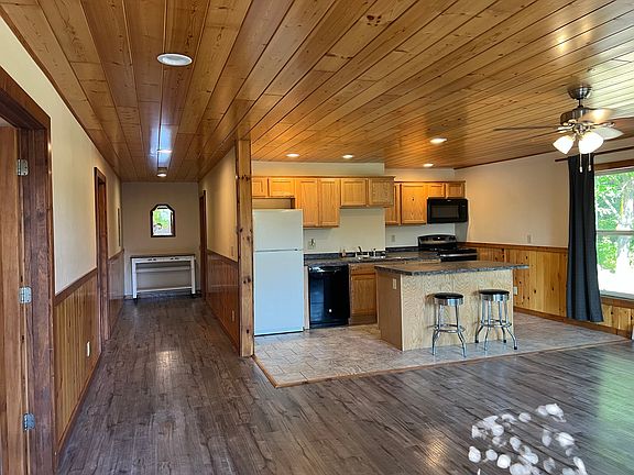 4th image of 11520 Back Bay Rd APT 1
