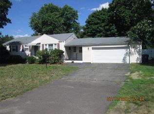 44 Midland Rd, Windsor Locks, CT 06096