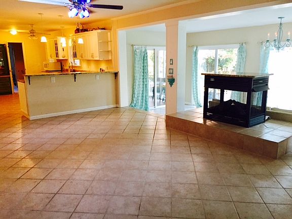 Centerpiece Fireplace!