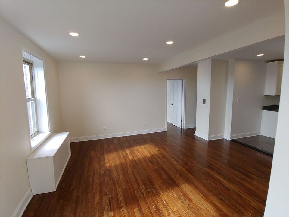 1st image of 4817 42nd St