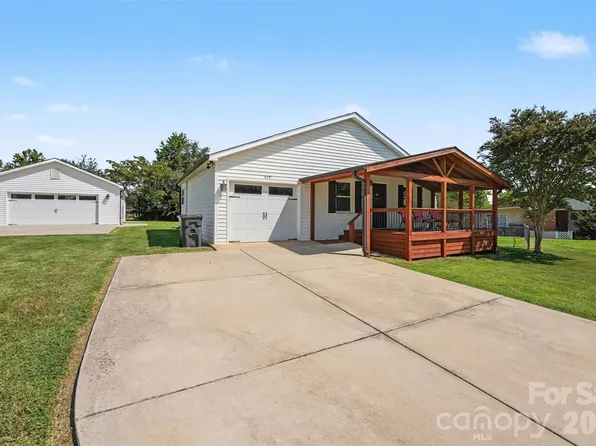 119 Wild Rose Loop, Mooresville, NC 28115