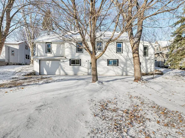 114 1 1/2 St S, Waverly, MN 55390