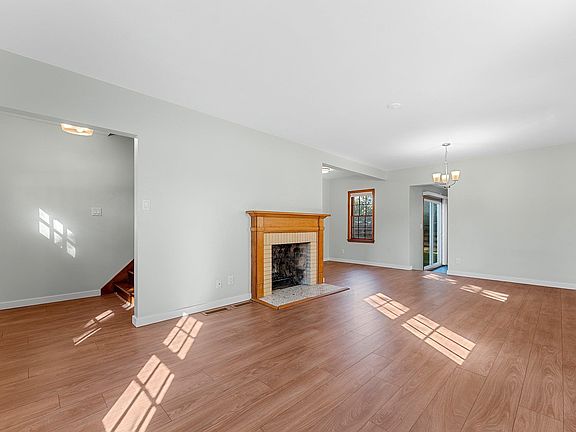 5th image of 238 Belle Ave