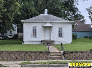 1704 J St, Auburn, NE 68305