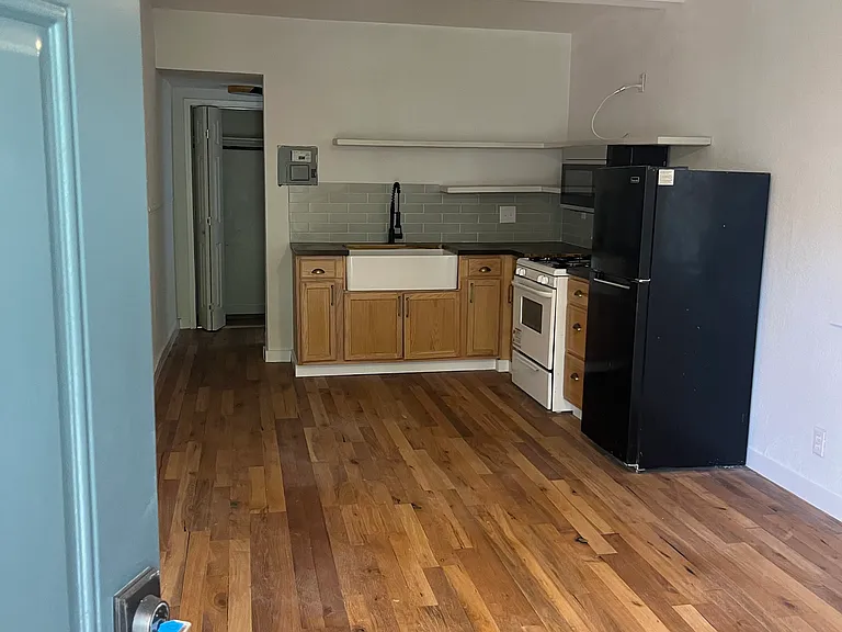 308 Natalen Ave #D — Photo 8