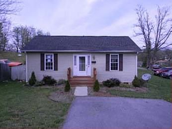1st image of 524 E Jackson Ave