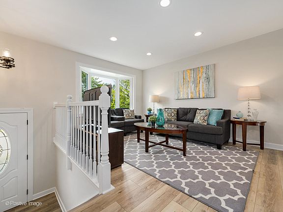 2nd image of 16413 Olcott Ave