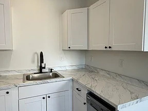 5th image of 1433 Lakeview Ave