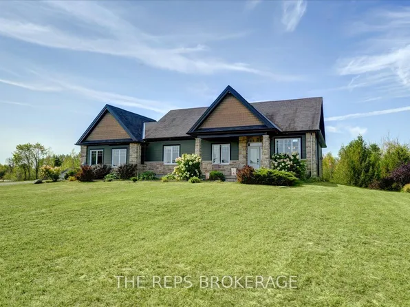 206 Country Lane Dr W, Beckwith, ON K7C 3P2
