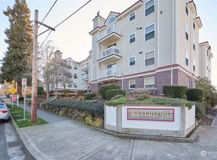 411 N 90th St APT 203, Seattle, WA 98103