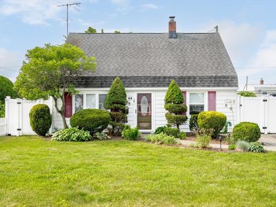 44 Needle Lane, Levittown, NY, 11756