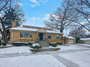 3900 Johnson Ave, Western Springs, IL 60558