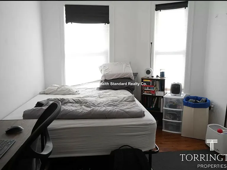 19-5 Marney St — Photo 3