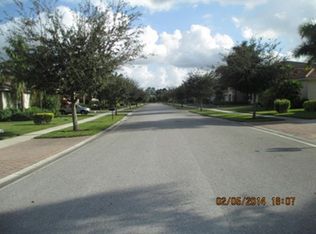 2196 Vardin Pl, Naples, FL 34120