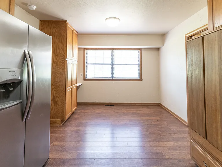 721 W Lakeshore Dr — Photo 14