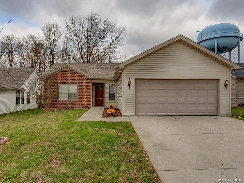 1st image of 912 Twin Oaks Dr