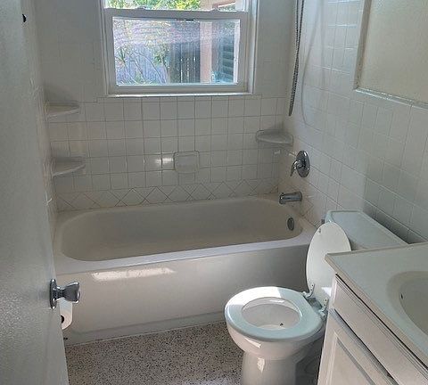 5th image of 315 Cinnamon Dr #315 & 317