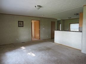 2nd image of 14609 Fairview Rd