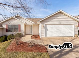1632 Shady Glen Dr, Davenport, IA 52807
