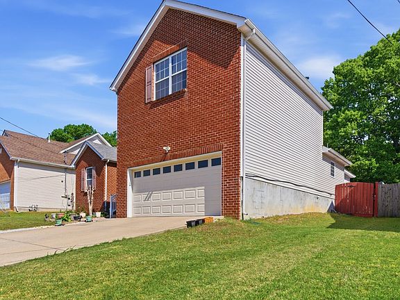 3rd image of 3541 Mount View Ridge Dr