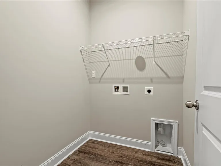 1466 Summergate Dr — Photo 30