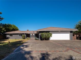 20916 Military Road S, SeaTac, WA 98198
