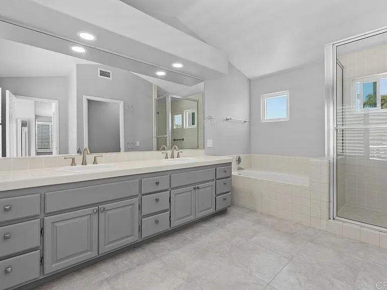 4878 Marathon Way — Photo 37