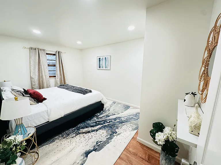 102 Nelson Ave #2 — Photo 4